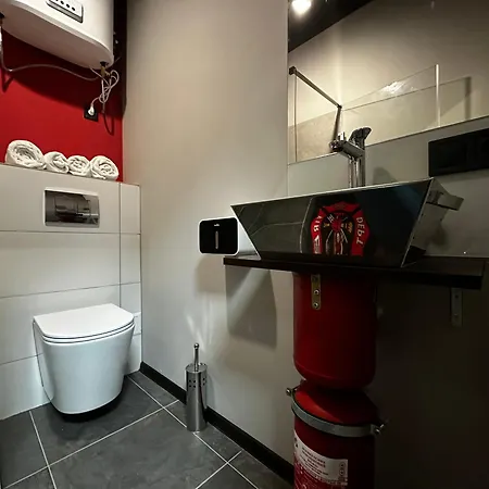 Fire Station Hostel *